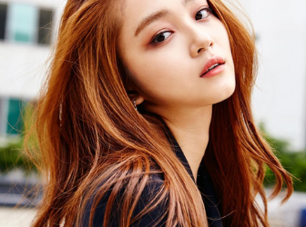 韓國(guó)今年流行發(fā)色 顯白暖色棕色染發(fā)最火 韓國(guó)今年流行發(fā)色 顯白暖色棕色染發(fā)最火