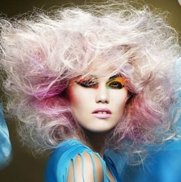 個(gè)性女生沙宣發(fā)型設(shè)計(jì) 打造維密潮流氣質(zhì)