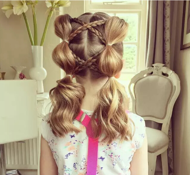 �ɋ���ʩչ���l(f��)ħ�g(sh��)  Ů���ӿɐ۾��l(f��)�l(f��)��