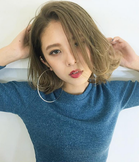 ��Ⱦ�l(f��)�M(j��n)�е��� ����Ů���̰l(f��)�l(f��)�͈DƬ