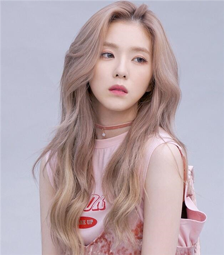 �n��(gu��)�l(f��)������څ��(sh��) Ů����l(f��)�r(sh��)�п����