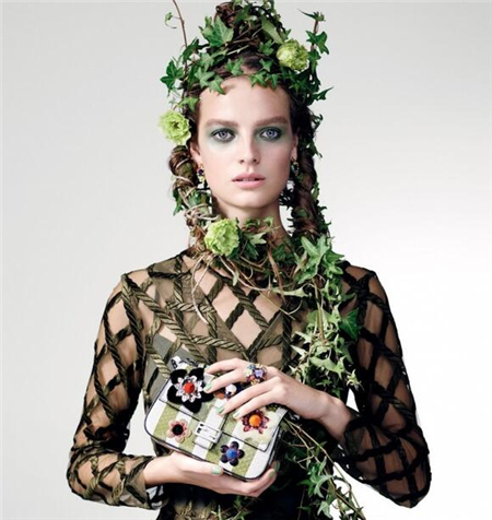 最新非主流花發(fā)型 絕美花仙子發(fā)型圖片