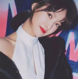 大C長(zhǎng)劉海發(fā)型 顯瘦修顏更氣質(zhì)