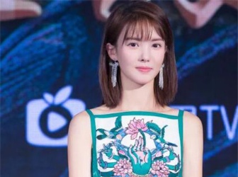 最新職場(chǎng)女士發(fā)型 款款女神好氣質(zhì) 職場(chǎng)發(fā)型選擇指南 最新職場(chǎng)女士發(fā)型 款款女神好氣質(zhì) 職場(chǎng)發(fā)型選擇指南