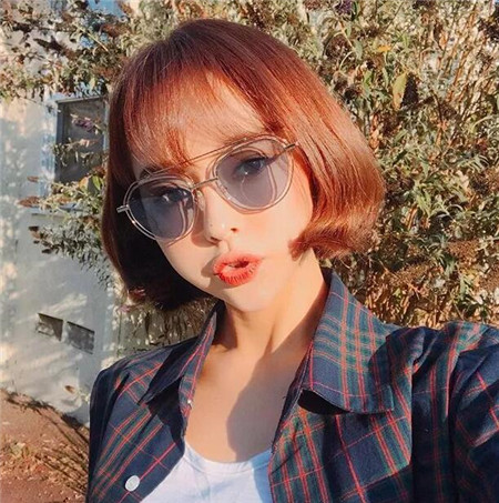 2018�����ж̰l(f��)Ů ׃��׃Ư��������