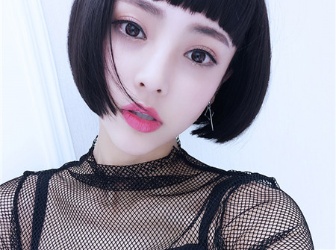 一刀切圓弧波波頭 一字劉海VS狗啃劉海 一刀切圓弧波波頭 一字劉海VS狗啃劉海