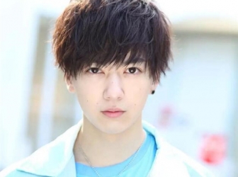 日系男生空氣燙發(fā) 男明星都留這款 日系男生空氣燙發(fā) 男明星都留這款