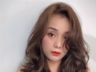 燙發(fā)就選“減齡燙” 讓你減齡五歲不止 燙發(fā)就選“減齡燙” 讓你減齡五歲不止