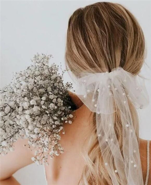 清新感新娘發(fā)飾 打造仙氣新娘發(fā)型