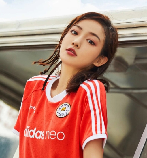 �����@���|(zh��)Ů�����l(f��)�l(f��)�� ����Ů����(g��)�^�l(f��)Ԫ?d��)�M�M