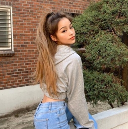 慵懶又溫柔的韓式馬尾造型公開!發(fā)型師:多“這個”步