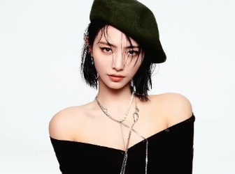 許佳琪鴻運(yùn)大片 帥氣短發(fā)難擋性感嫵媚 許佳琪鴻運(yùn)大片 帥氣短發(fā)難擋性感嫵媚