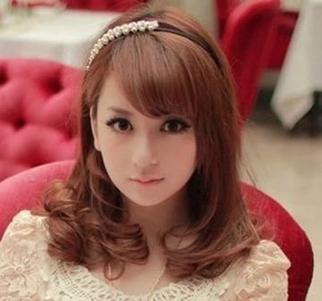 短發(fā)梨花用什么卷發(fā)小工具 怎么燙中短梨花發(fā)型